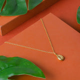 Concha Necklace Gold