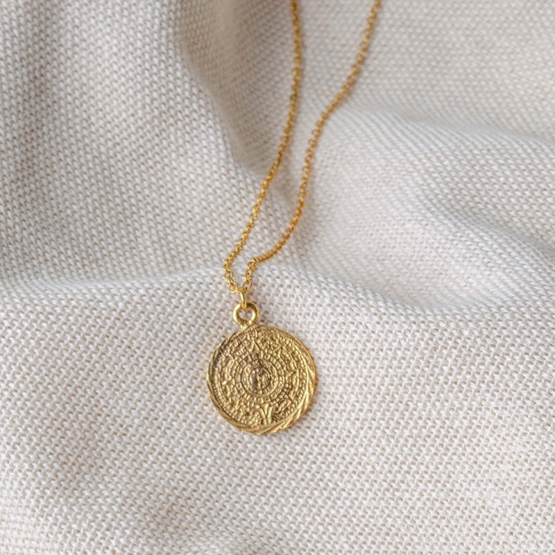 Maia Pendant Necklace Gold