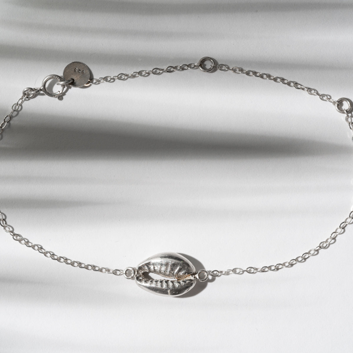 CANO - Detail of Concha Bracelet Silver