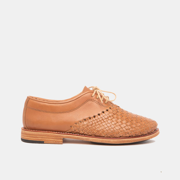 Cano Hidalgo Cognac women handmade oxford side view