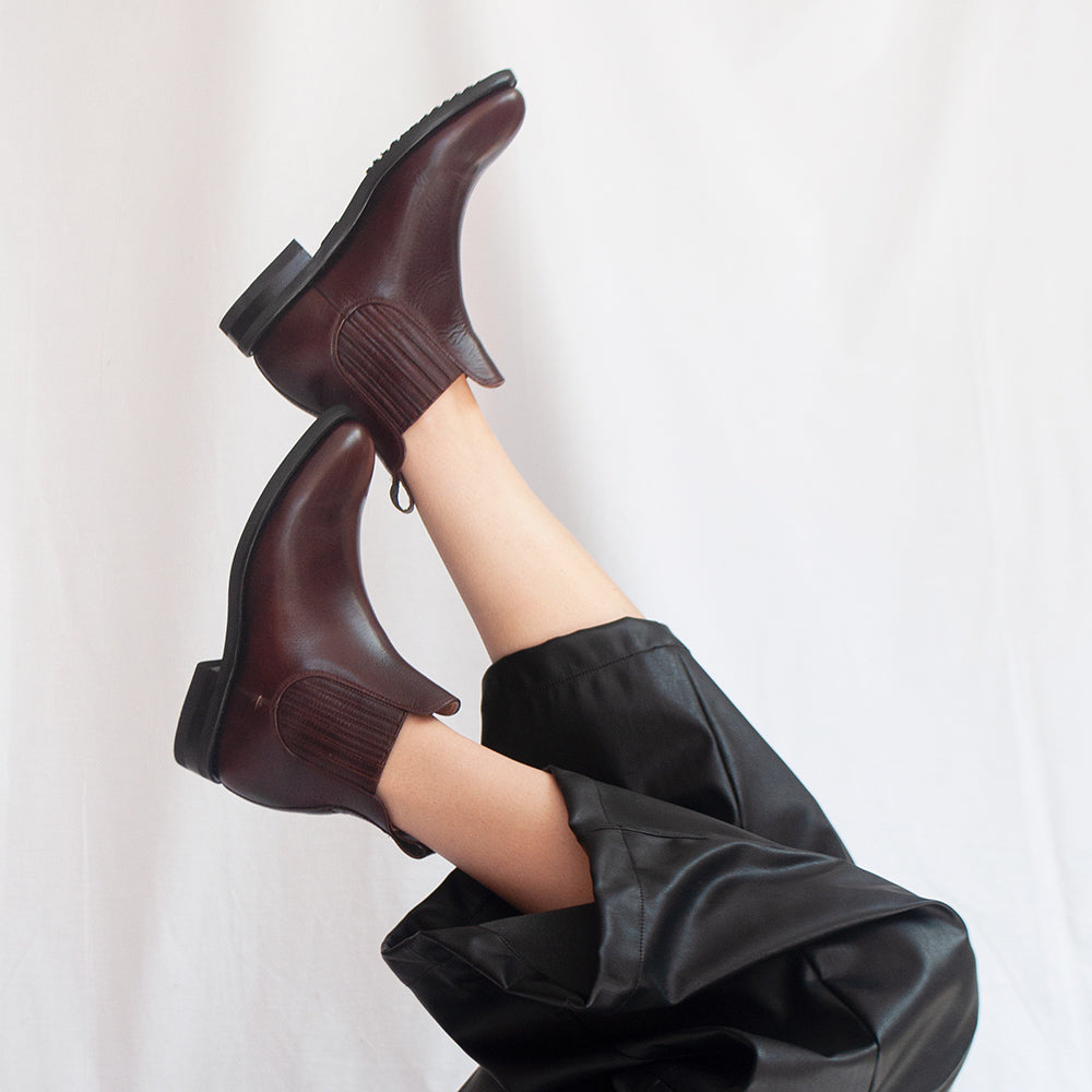 Cano Lorena Chelsea Boot Chocolate sustainable lifestyle view