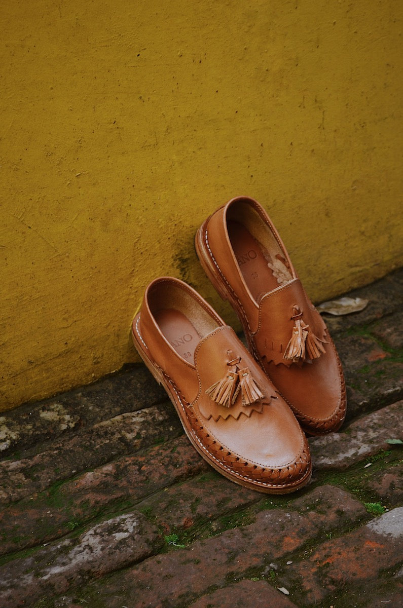 Cano Mario Cognac mexican mocassin top view